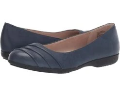 Cliffs By White Mountain Clara